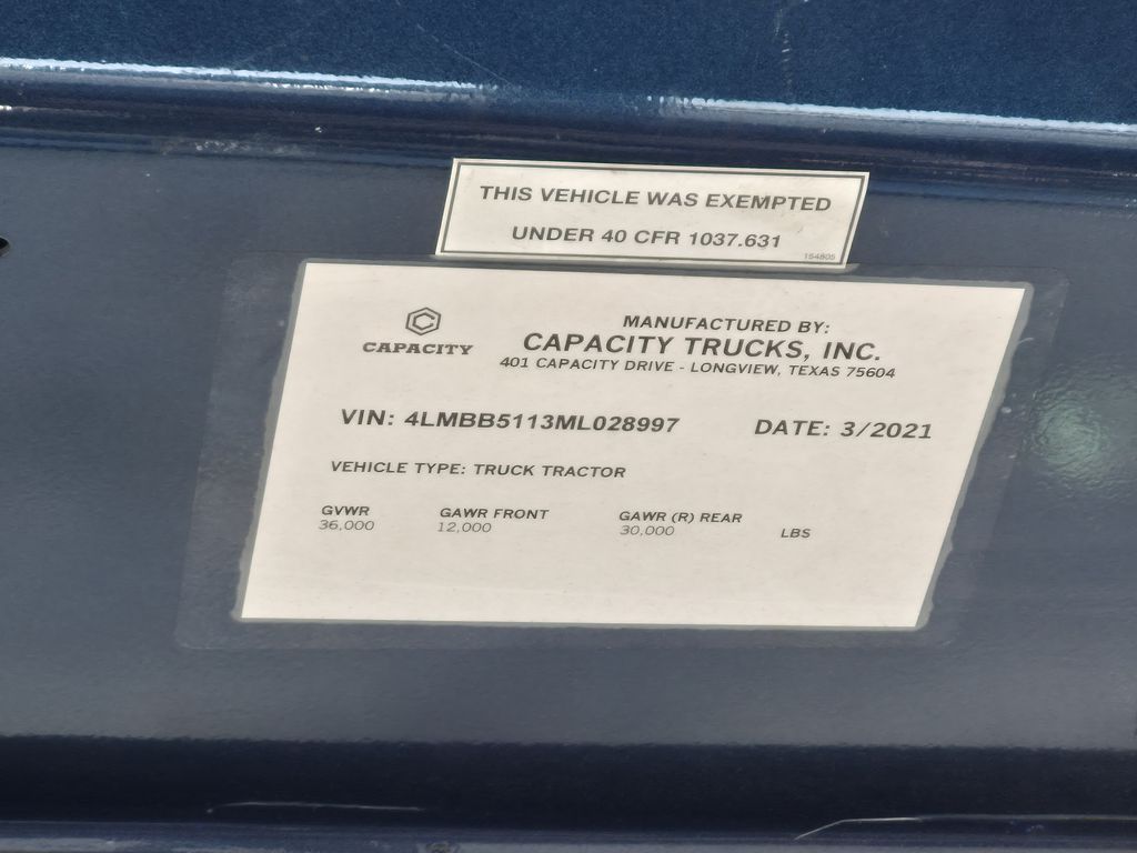 Slide images of 2021 CAPACITY TJ500DR