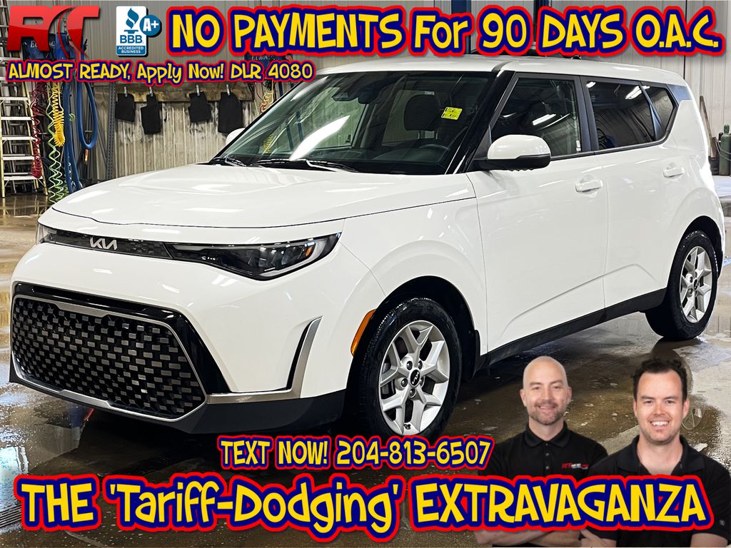 White[Snow White Pearl] 2023 Kia Soul EX - CarPlay / Android, Heated Seats, Backup Camera