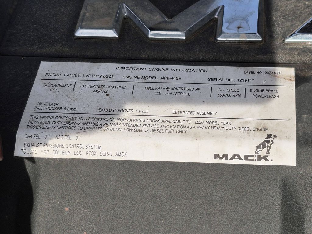 Slide images of 2021 MACK AN64T