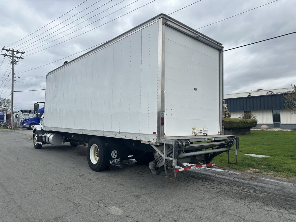 Slide images of 2022 MACK MD642