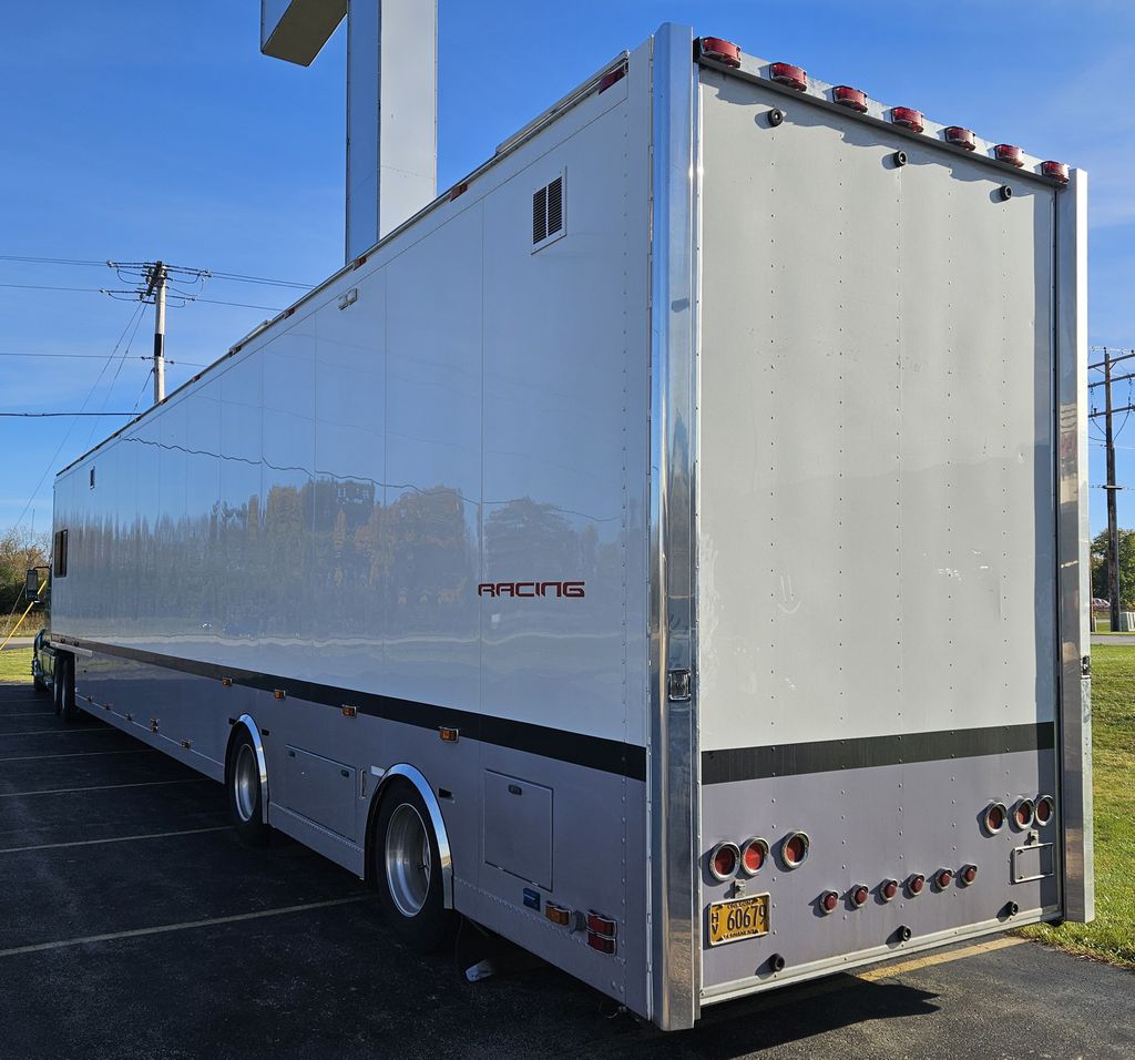 Slide images of CHAMPION TRAILER CO 2002 CUSTOM