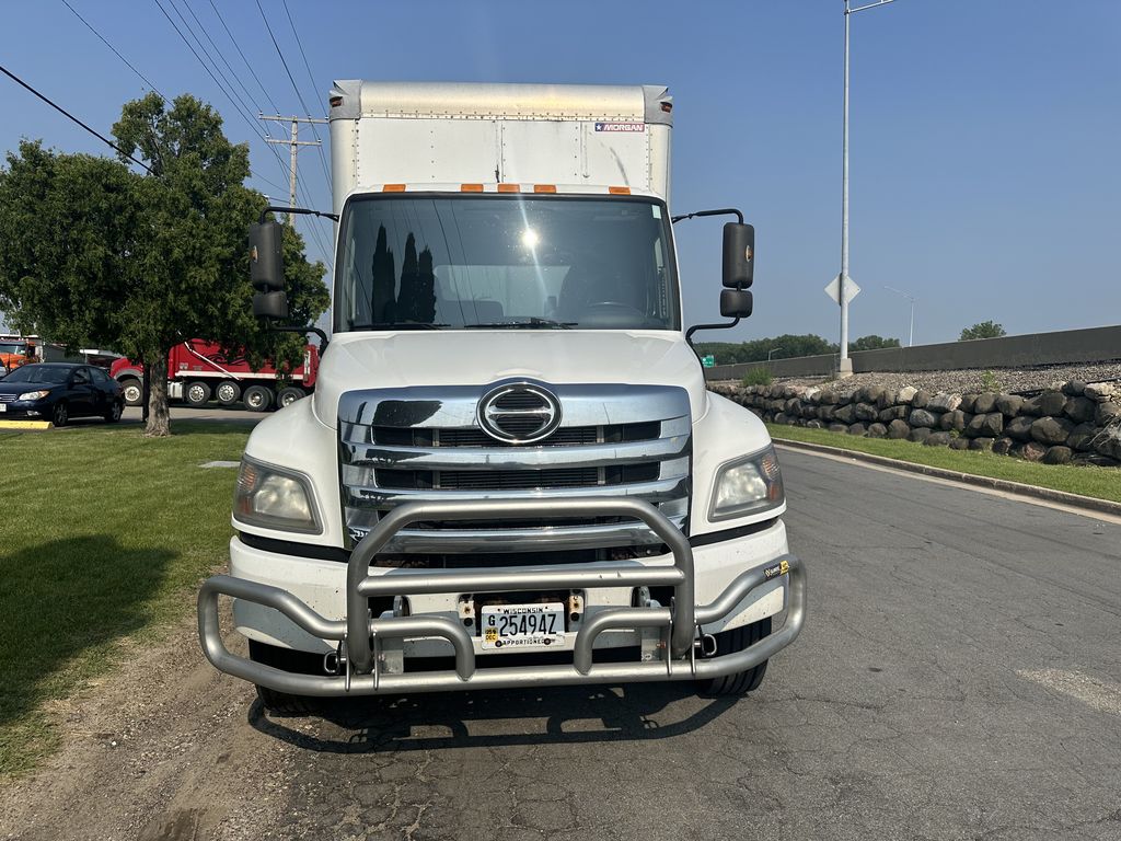 Slide images of 2017 HINO 268A
