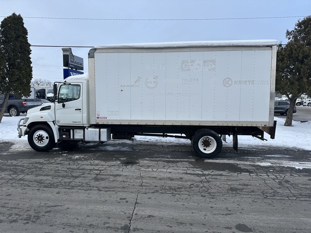 Slide images of 2017 HINO 268A