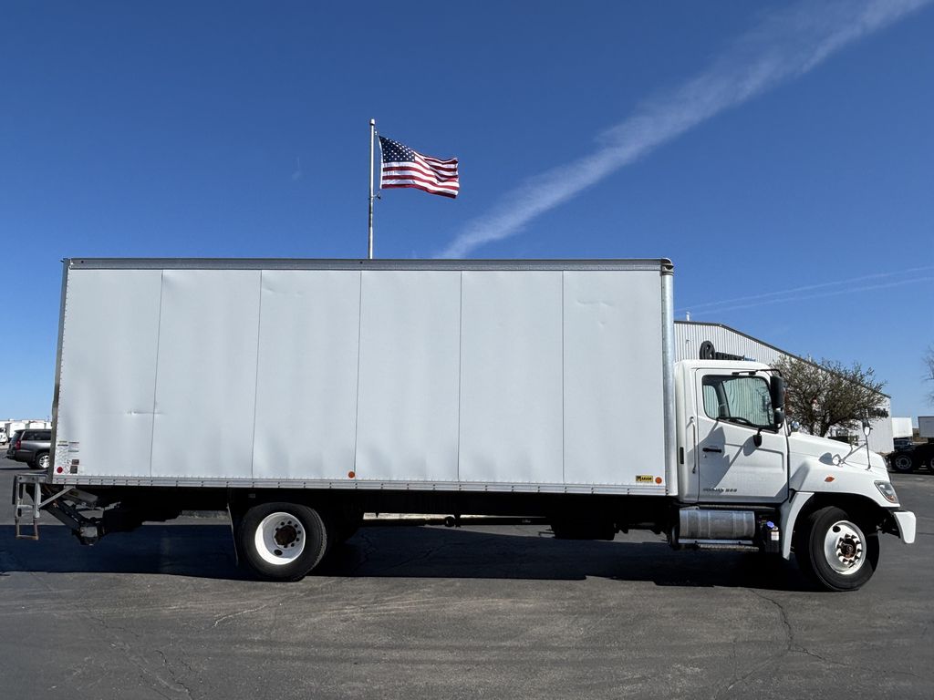 Slide images of 2020 HINO 268A