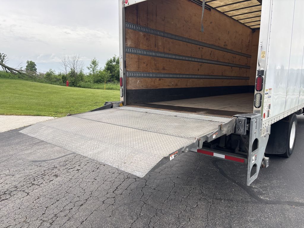 Slide images of 2018 HINO 268