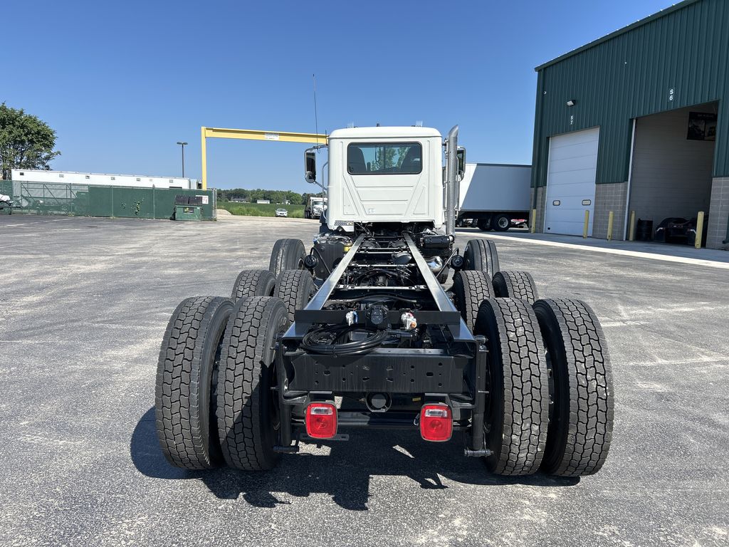 Slide images of 2026 MACK GR84B