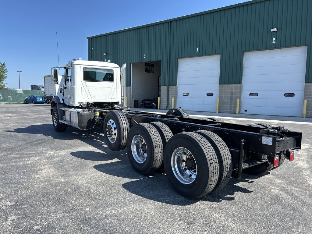 Slide images of 2026 MACK GR84B