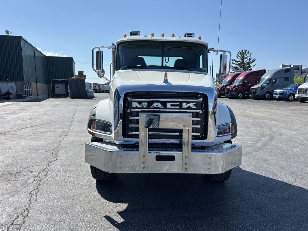 Slide images of 2026 MACK GR84B