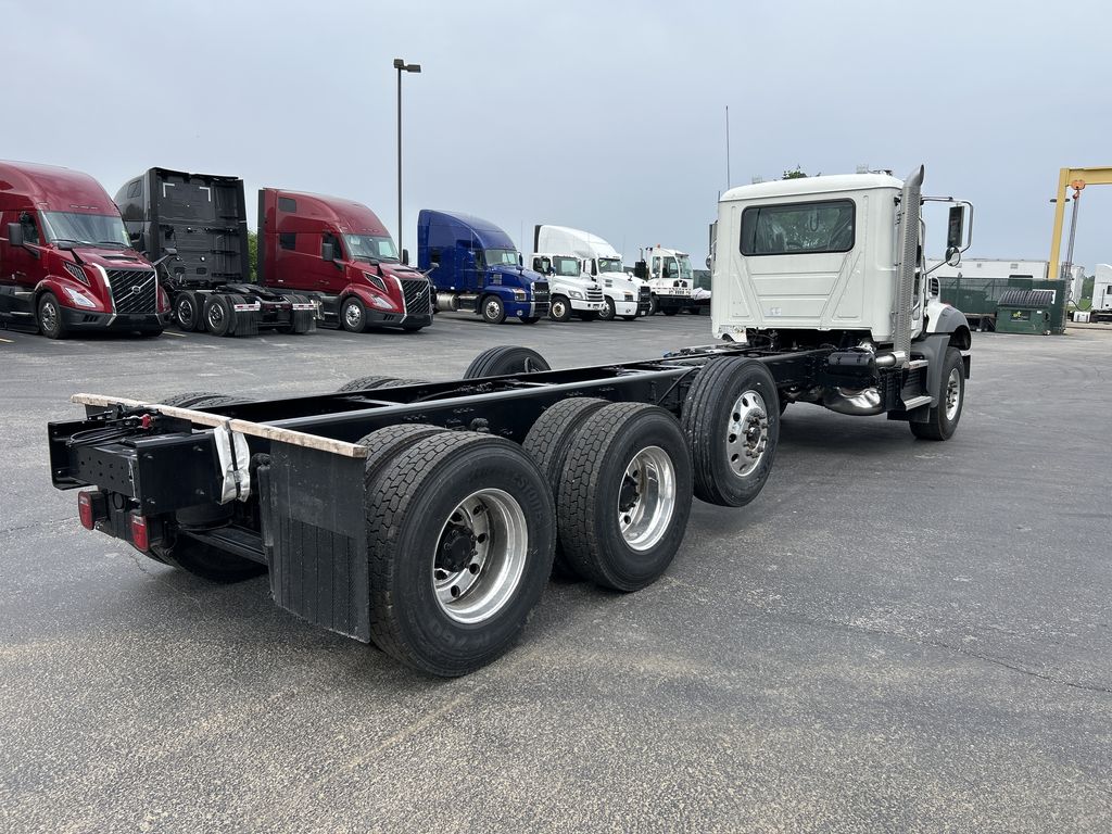 Slide images of 2026 MACK GR84B
