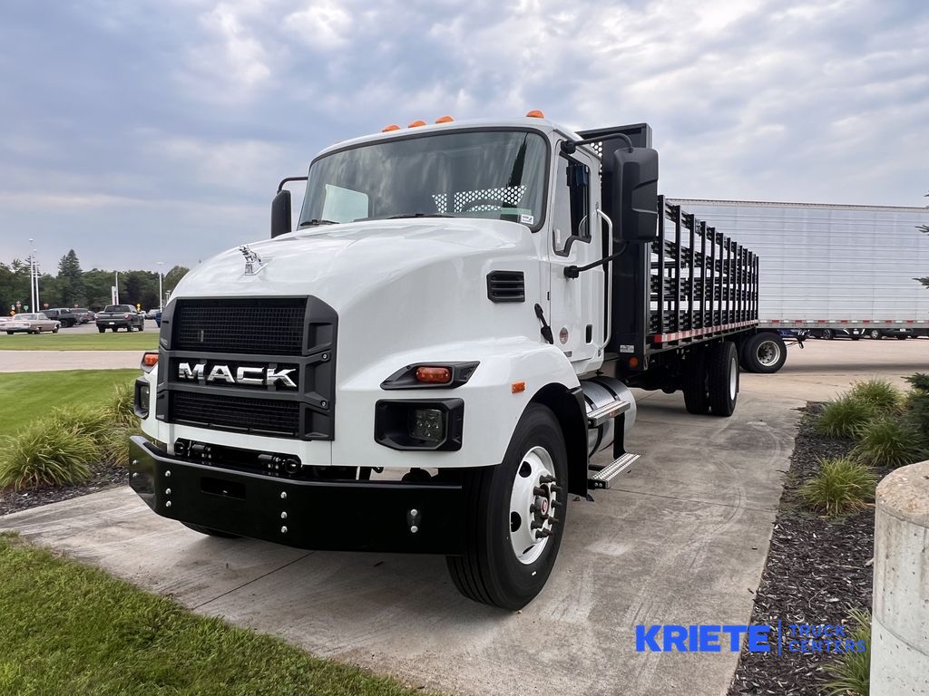 Slide images of 2026 MACK MD642