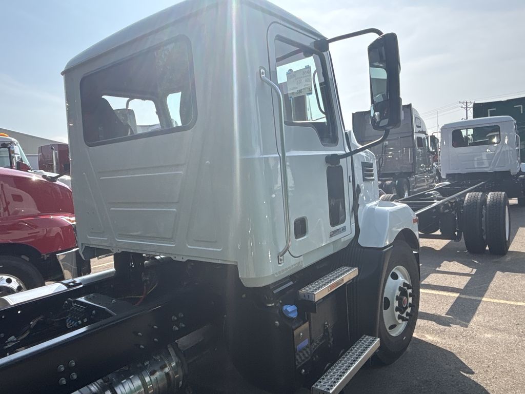 Slide images of 2026 MACK MD642