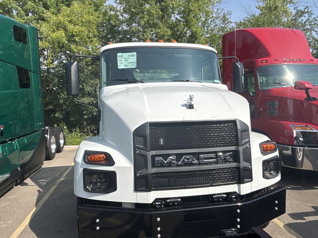 Slide images of 2026 MACK MD642