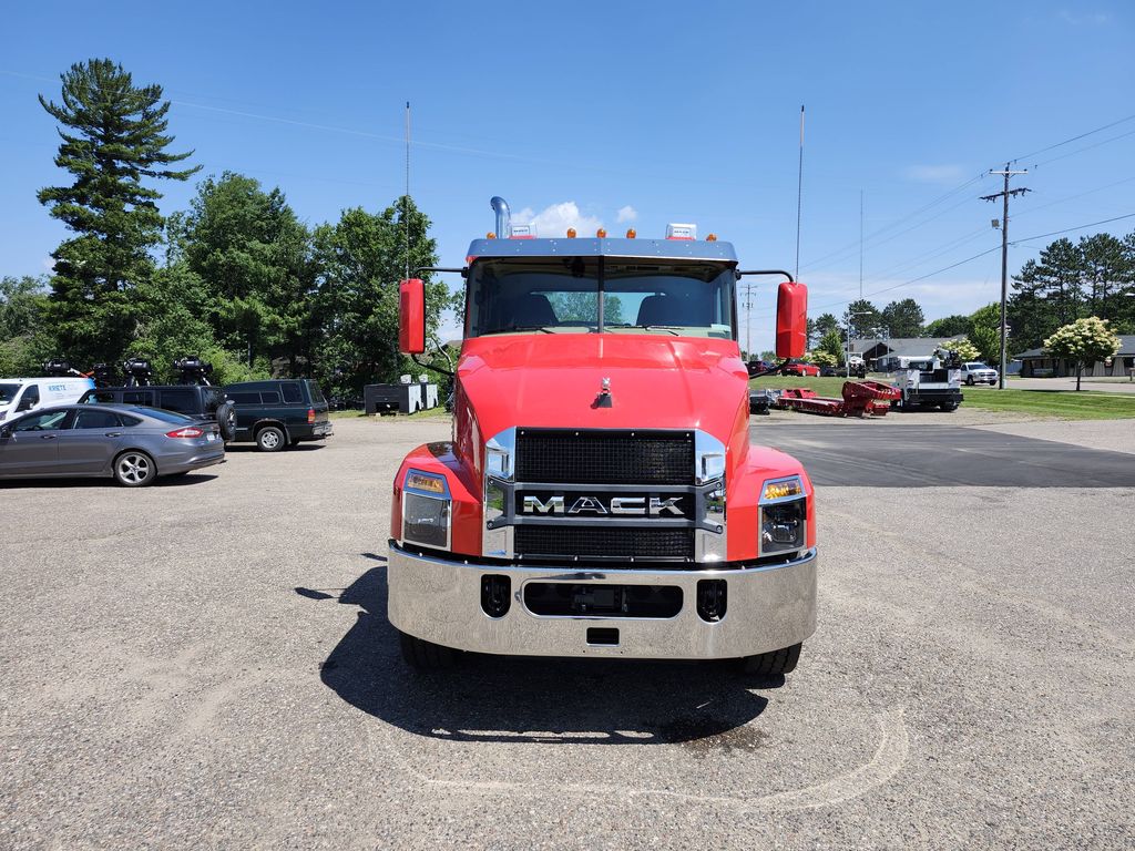 Slide images of 2026 MACK AN84T DC