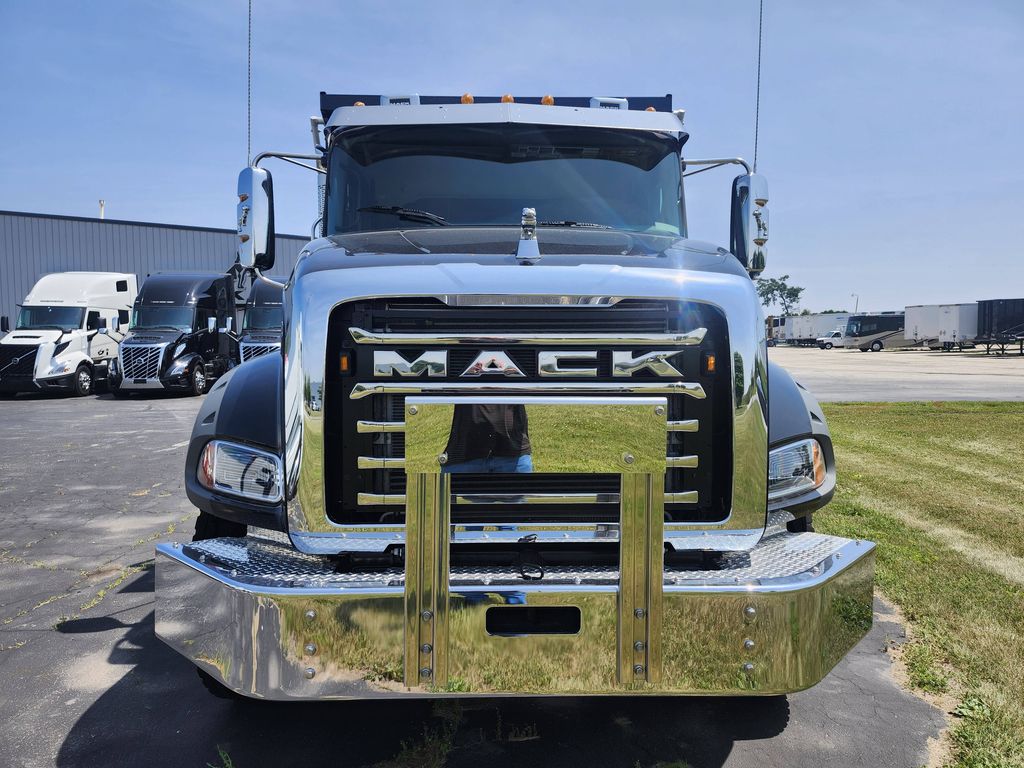 Slide images of 2026 MACK GR104B