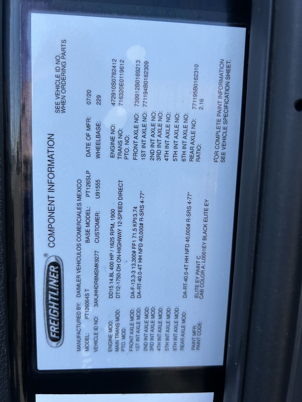 Slide images of 2021 FREIGHTLINER CASCADIA 126