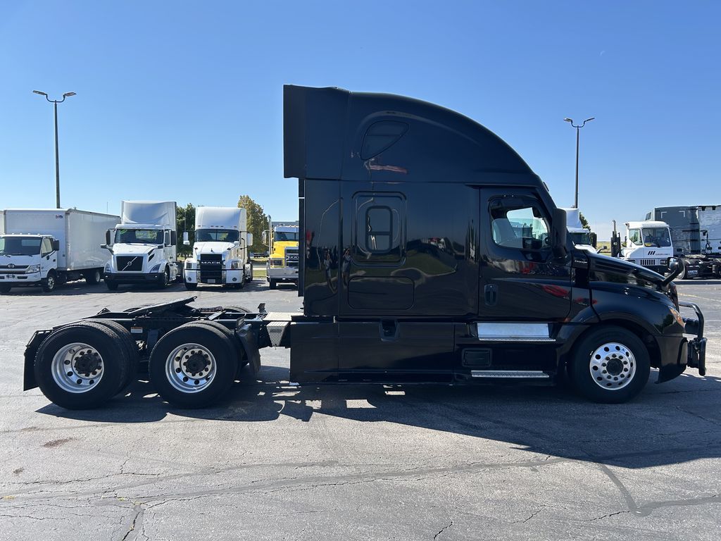 Slide images of 2021 FREIGHTLINER CASCADIA 126