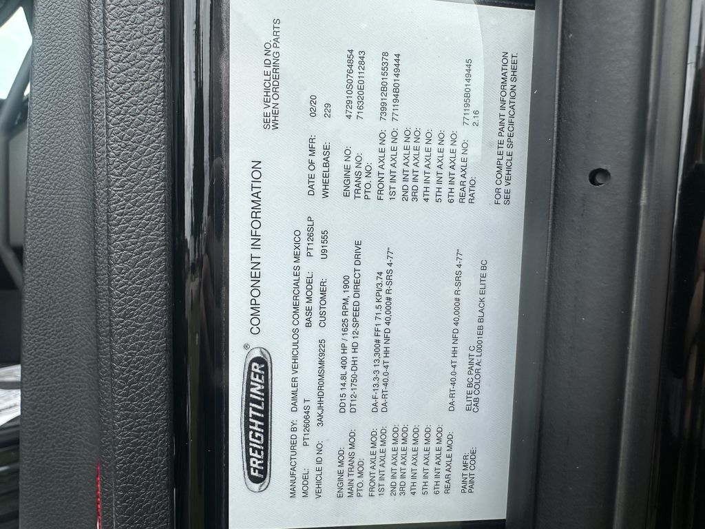 Slide images of 2021 FREIGHTLINER CASCADIA 126