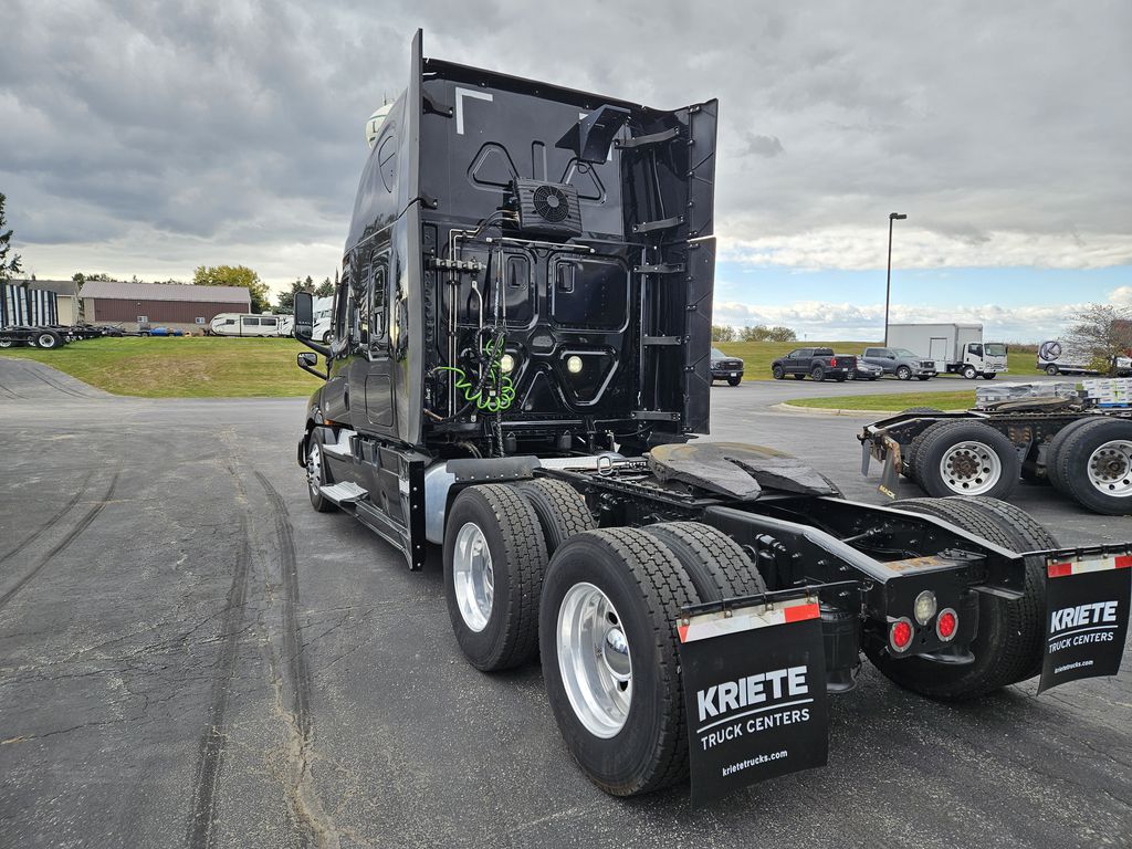 Slide images of 2021 FREIGHTLINER CASCADIA 126