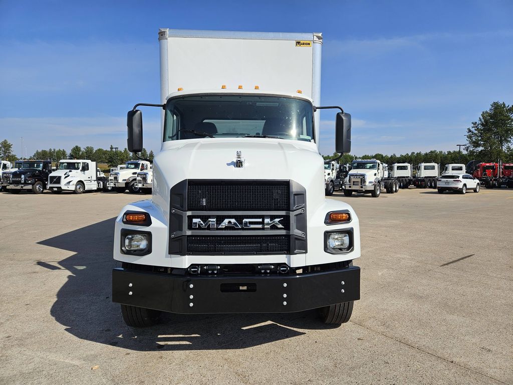 Slide images of 2025 MACK MD642