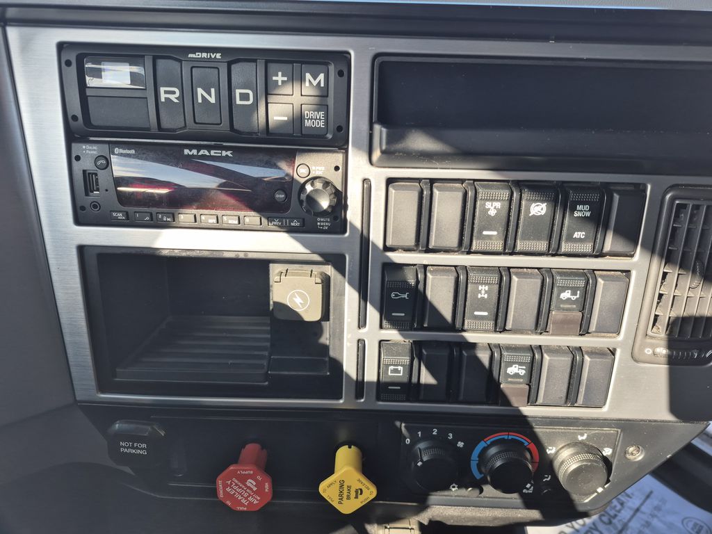 Slide images of 2023 MACK AN64T