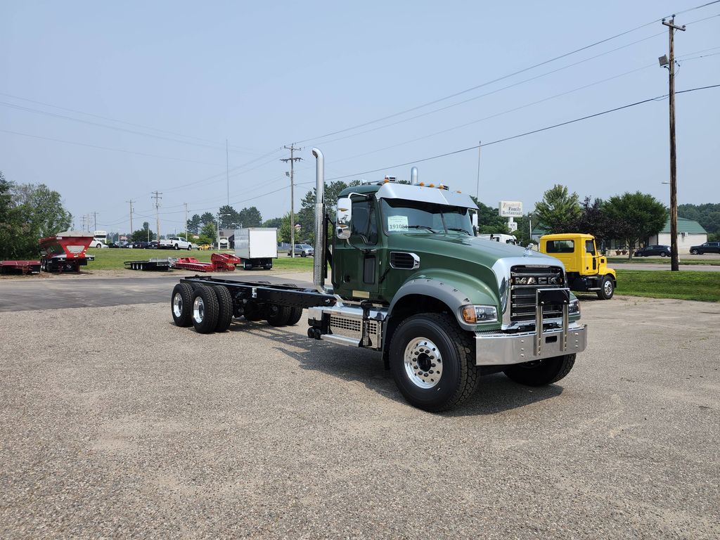 Slide images of 2026 MACK GR64B