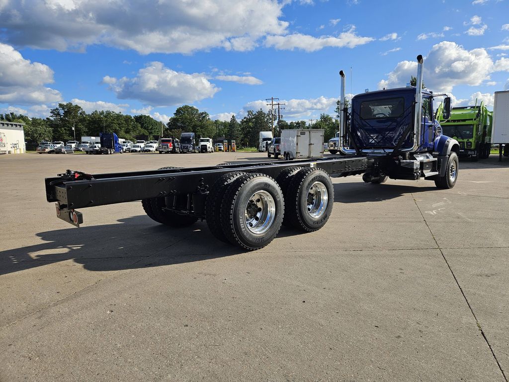 Slide images of 2026 MACK GR64B