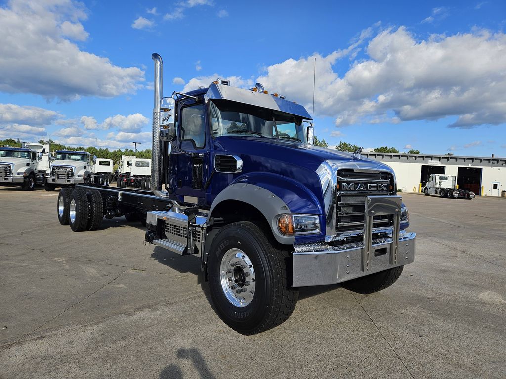 Slide images of 2026 MACK GR64B