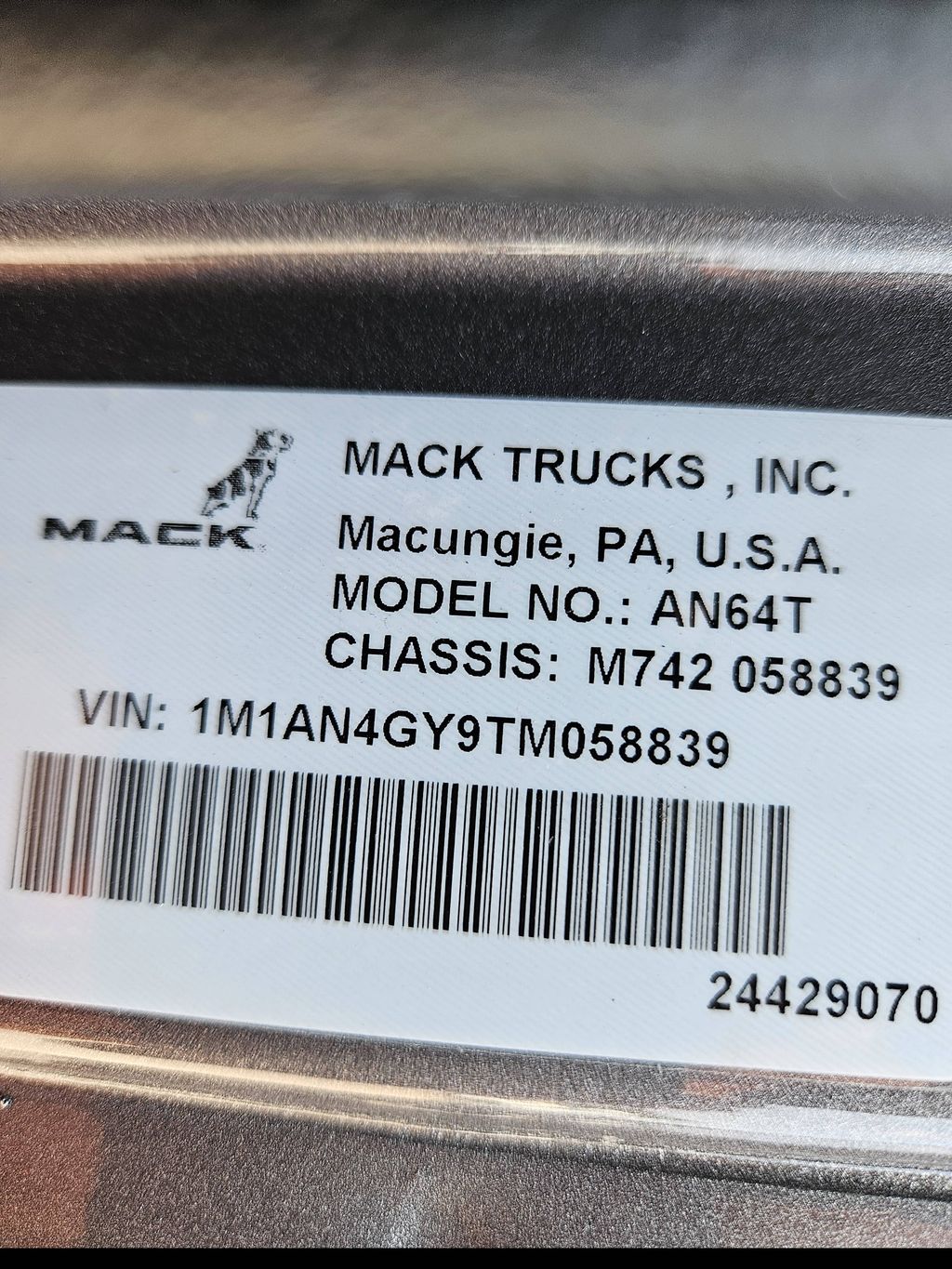 Slide images of 2026 MACK AN64T DC