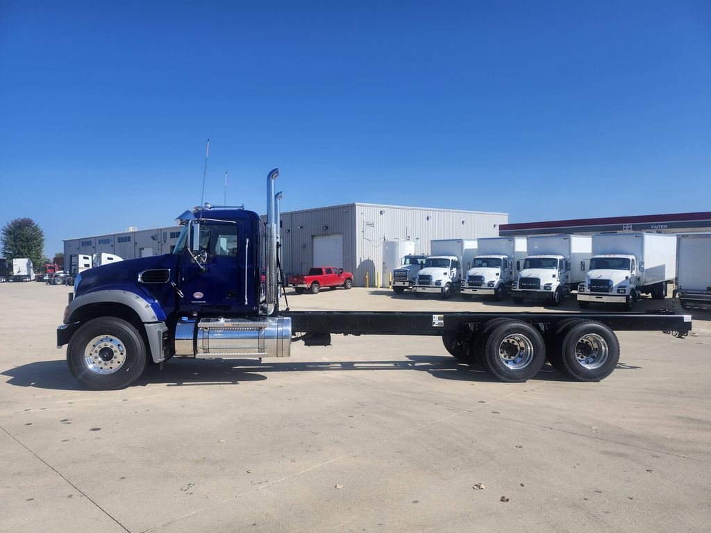 Slide images of 2026 MACK GR64F