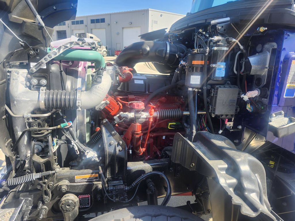 Slide images of 2026 MACK GR64F