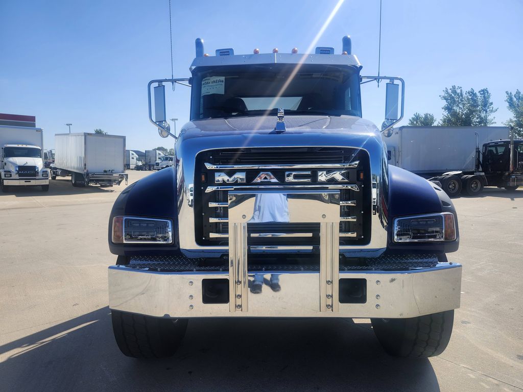 Slide images of 2026 MACK GR64F