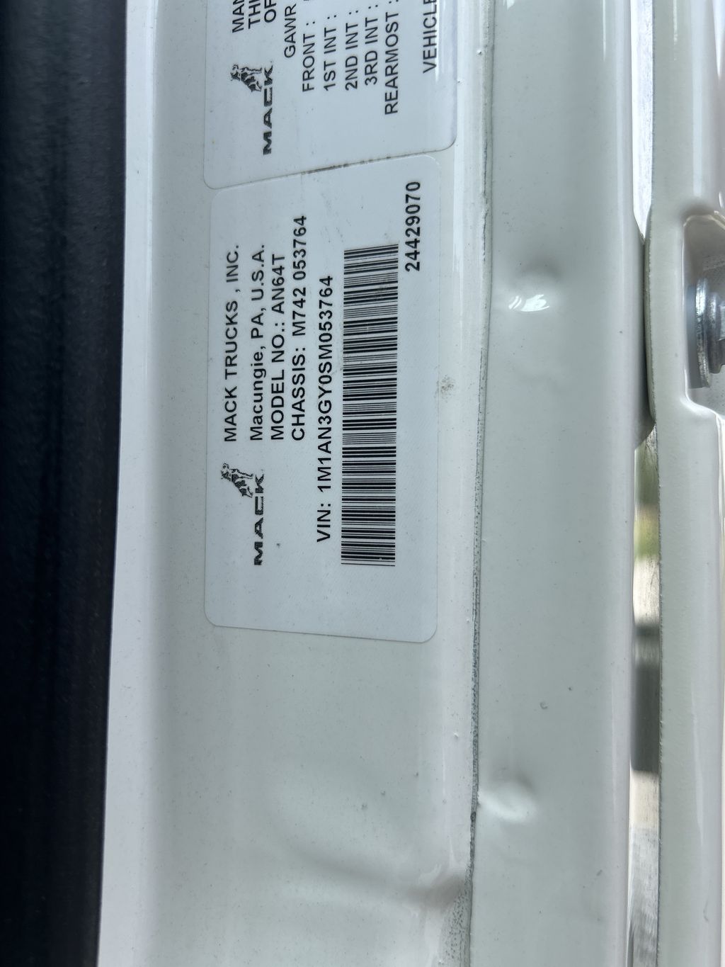 Slide images of 2025 MACK AN64T DC
