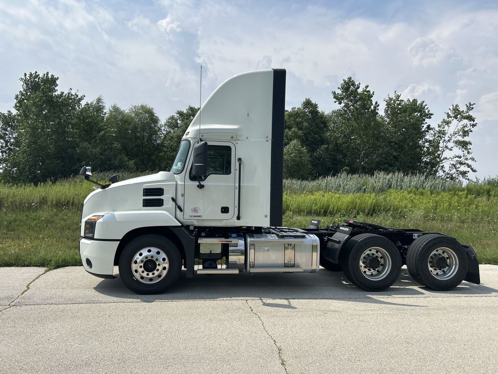 Slide images of 2025 MACK AN64T DC