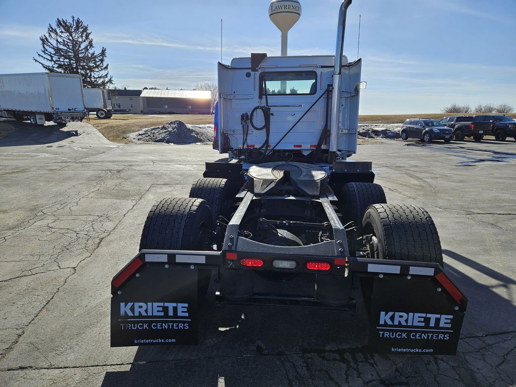 Slide images of 2017 VOLVO VN