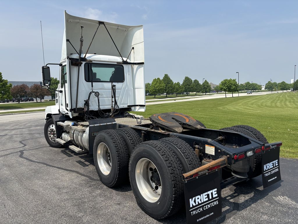 Slide images of 2020 MACK ANTHEM