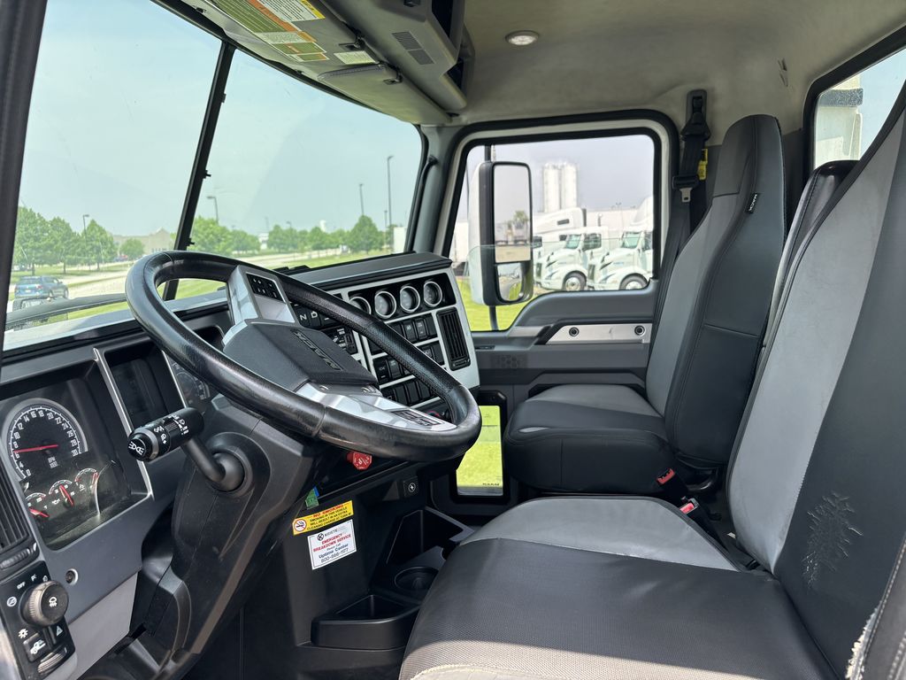 Slide images of 2020 MACK ANTHEM