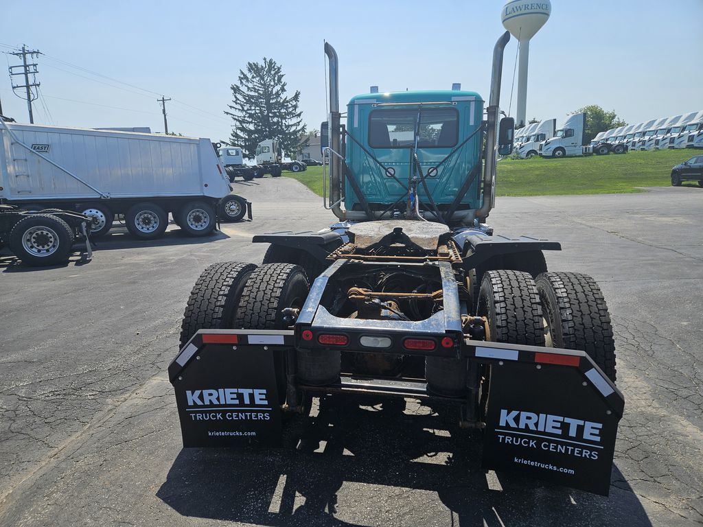 Slide images of 2019 MACK 600