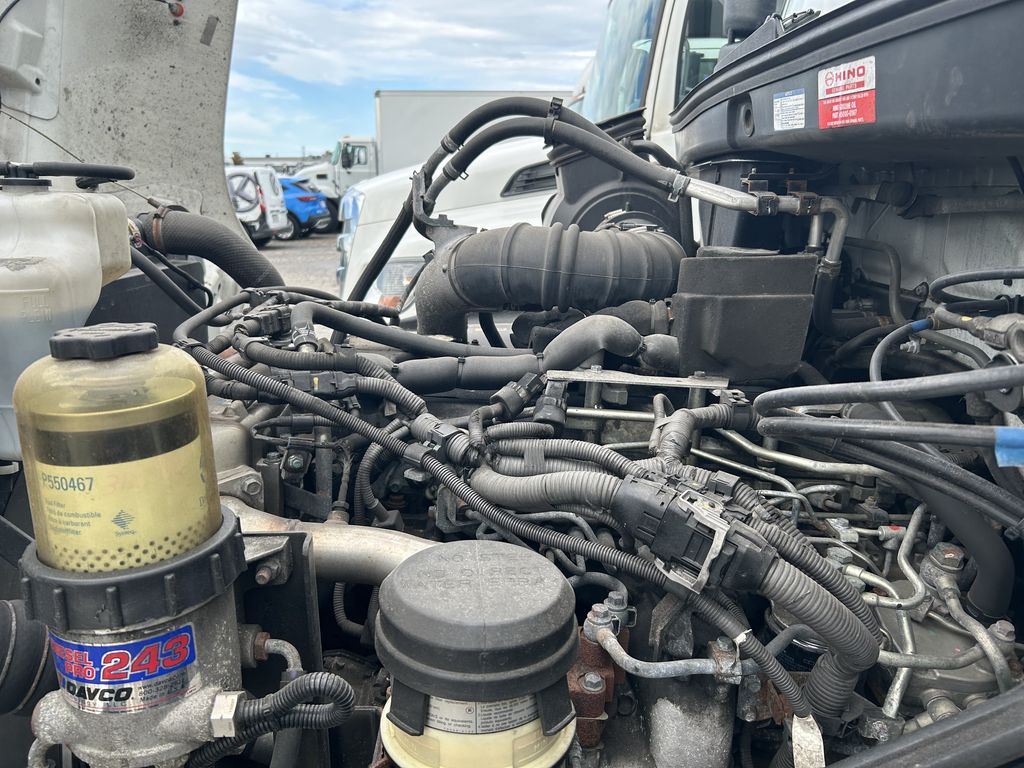 Slide images of 2020 HINO 338