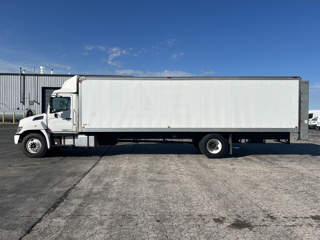 Slide images of 2020 HINO 338