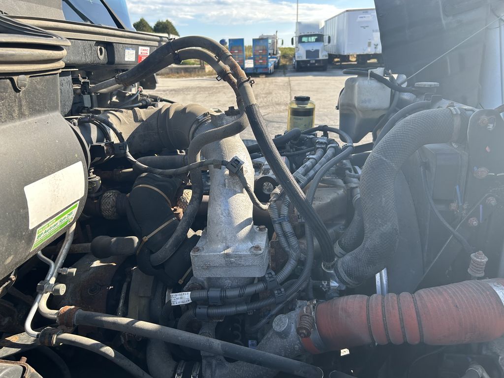 Slide images of 2020 HINO 338