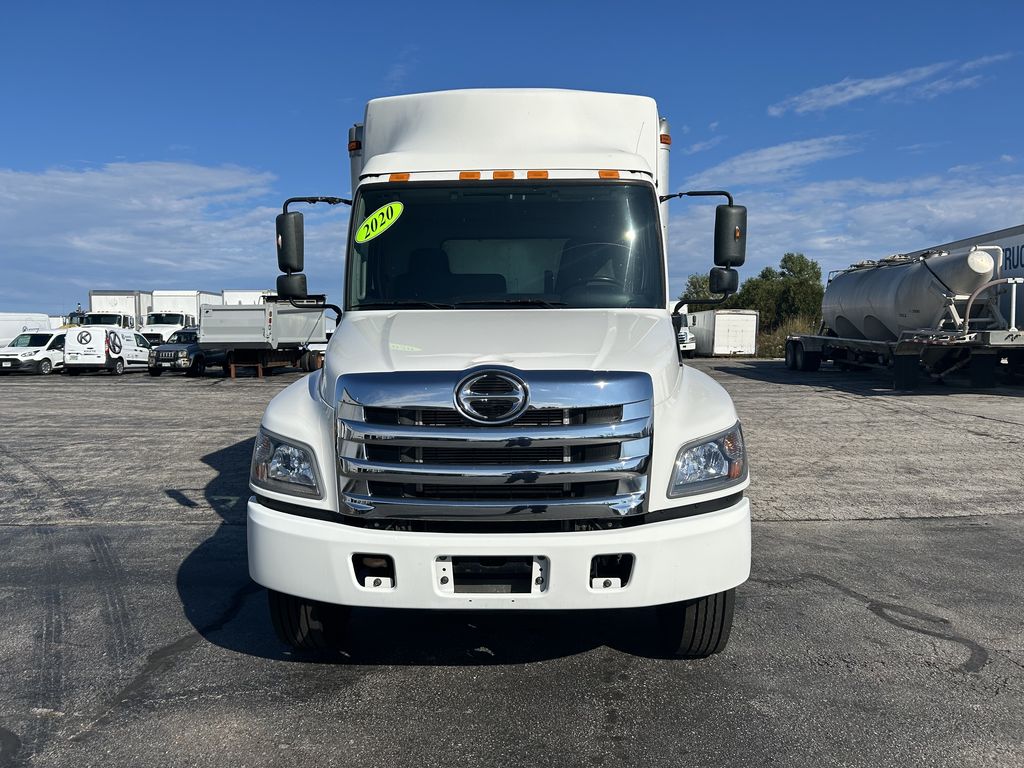 Slide images of 2020 HINO 338