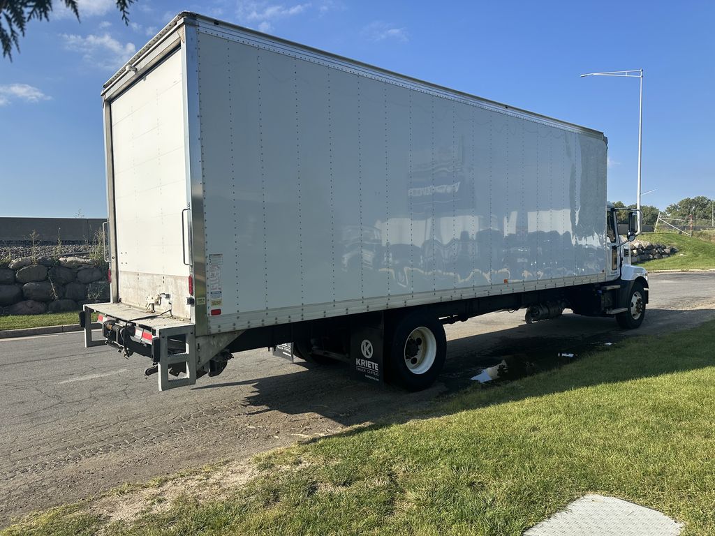 Slide images of 2021 MACK MD642