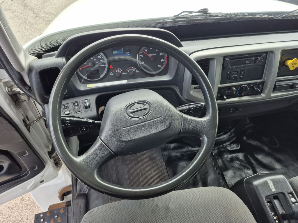 Slide images of 2020 HINO 268A