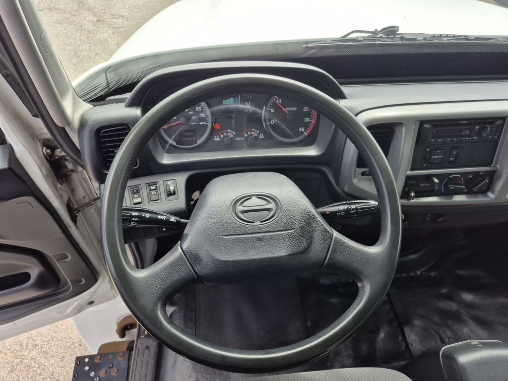 Slide images of 2020 HINO 268A