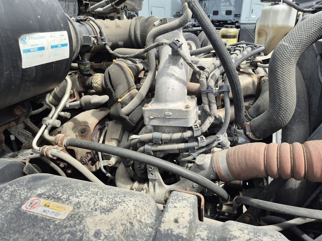 Slide images of 2020 HINO 268A