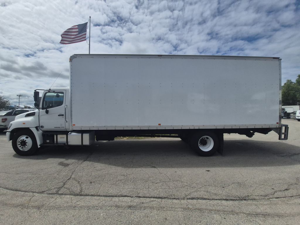 Slide images of 2020 HINO 268A