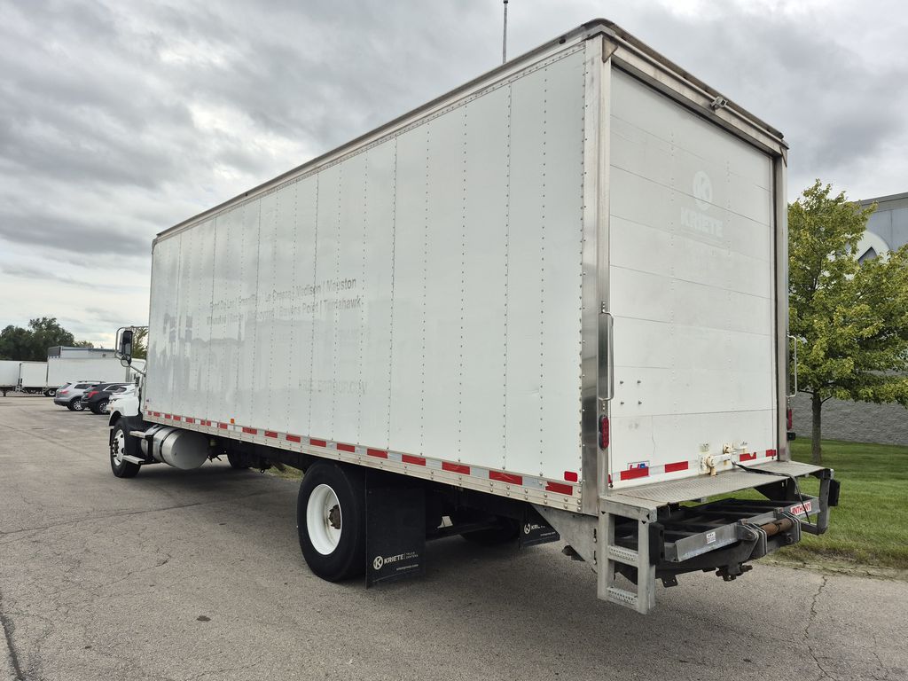 Slide images of 2021 MACK MD642
