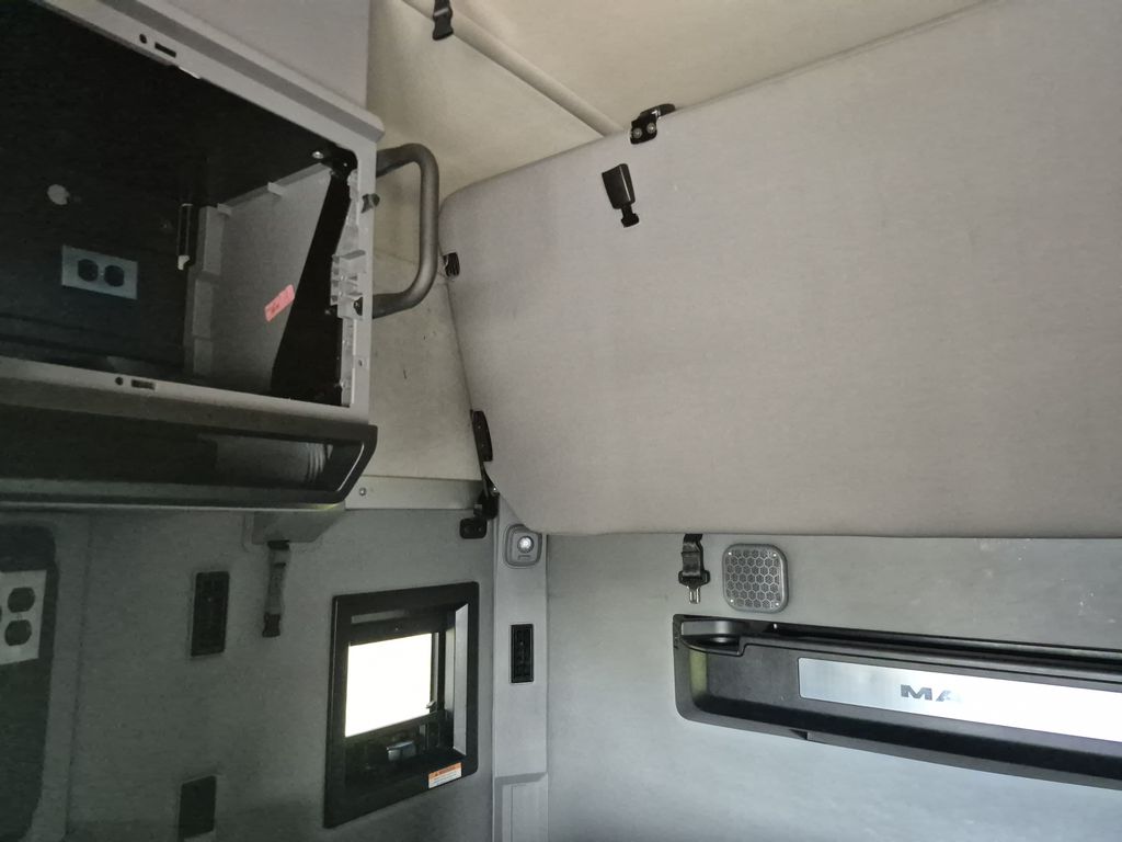 Slide images of 2023 MACK AN64T