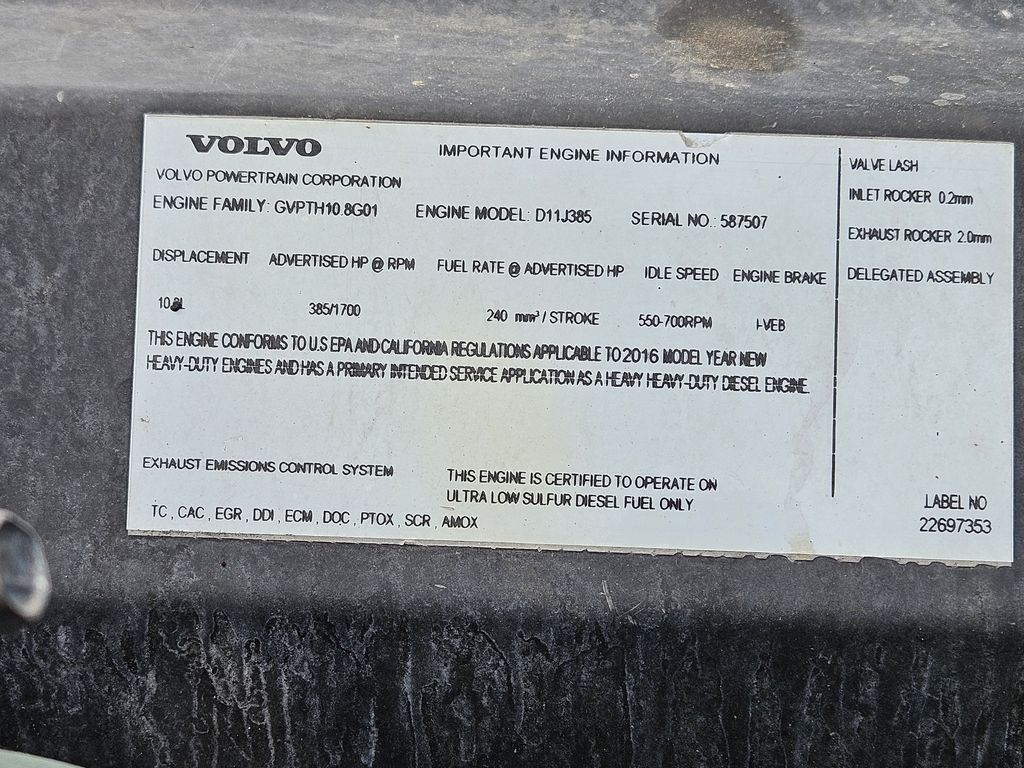 Slide images of 2017 VOLVO VN