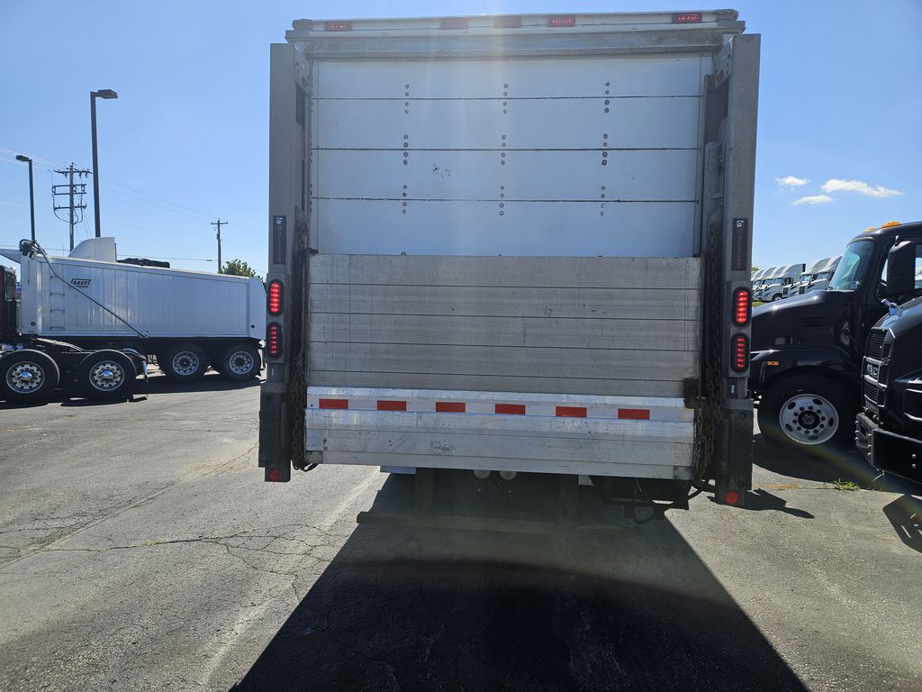 Slide images of 2019 HINO 338 
